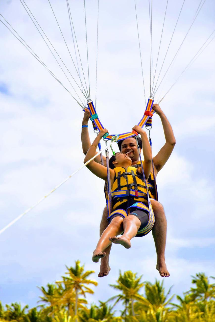 The Impact of a Challenging Goal, Parasailing in Key West \u2013 Reveln Consulting